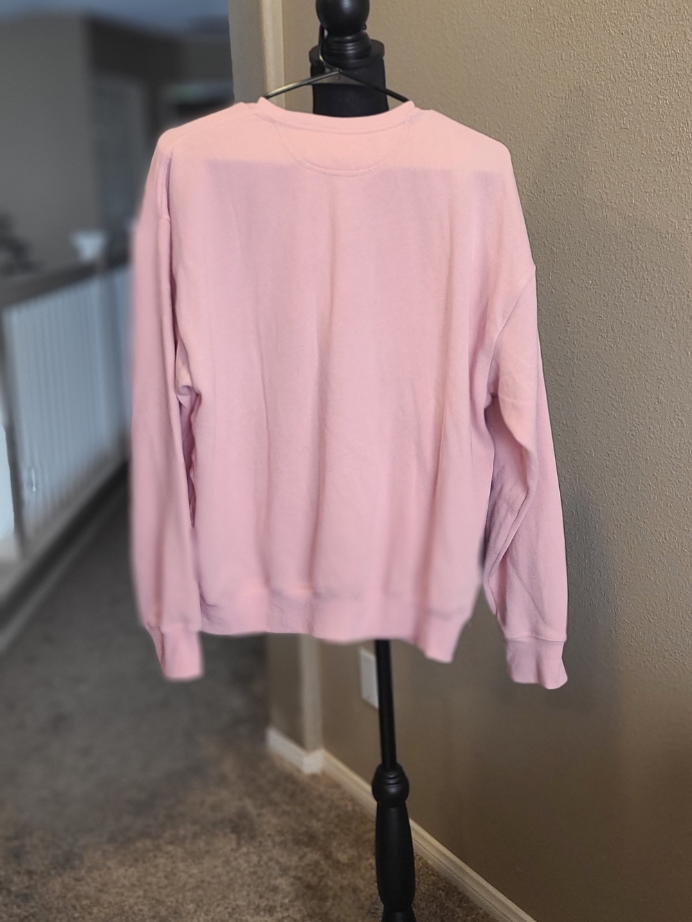 PINK Victoria's Secret Light Pink Crewneck Sweatshirt with Logo - Picture 2 of 4